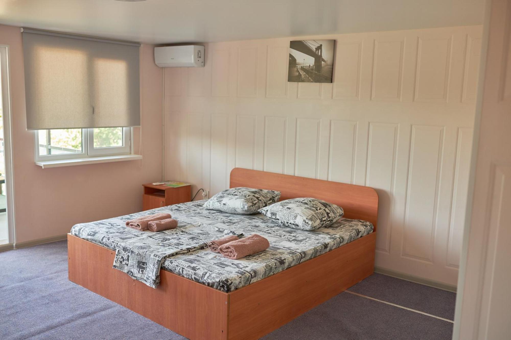 Malibu Guest House Kapchagay Ngoại thất bức ảnh