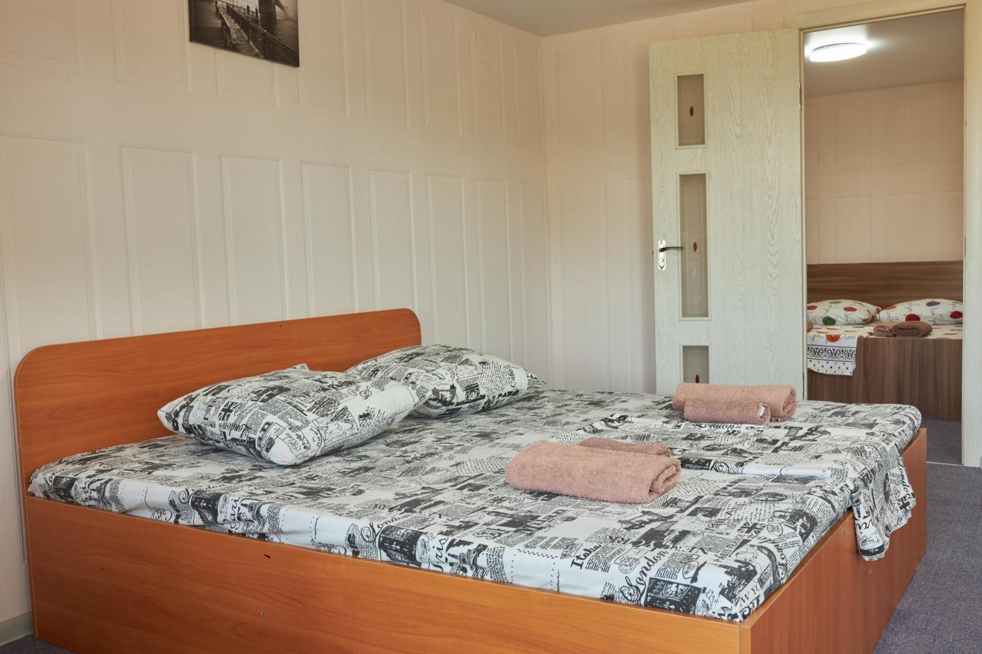 Malibu Guest House Kapchagay Ngoại thất bức ảnh