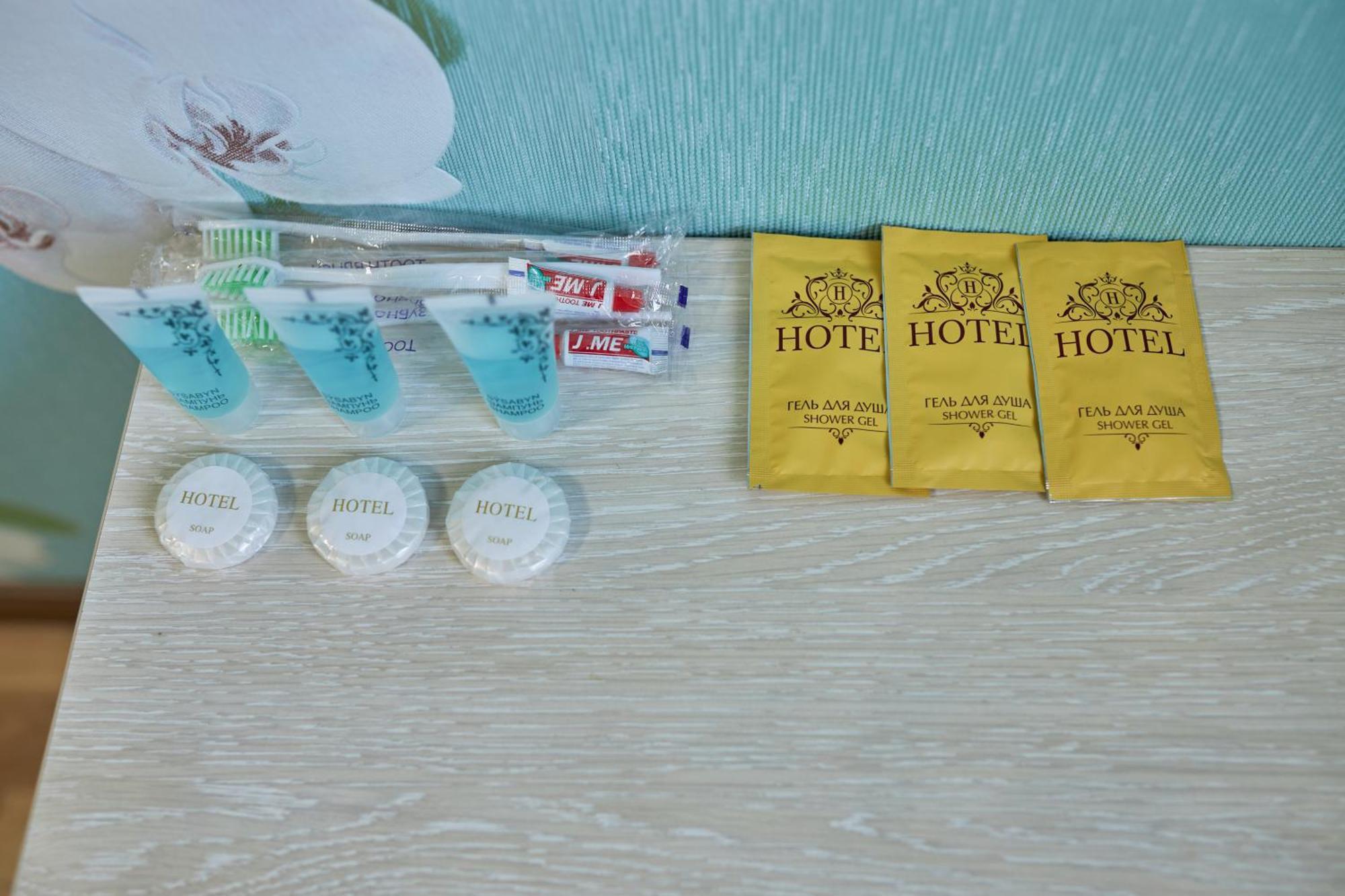 Malibu Guest House Kapchagay Ngoại thất bức ảnh