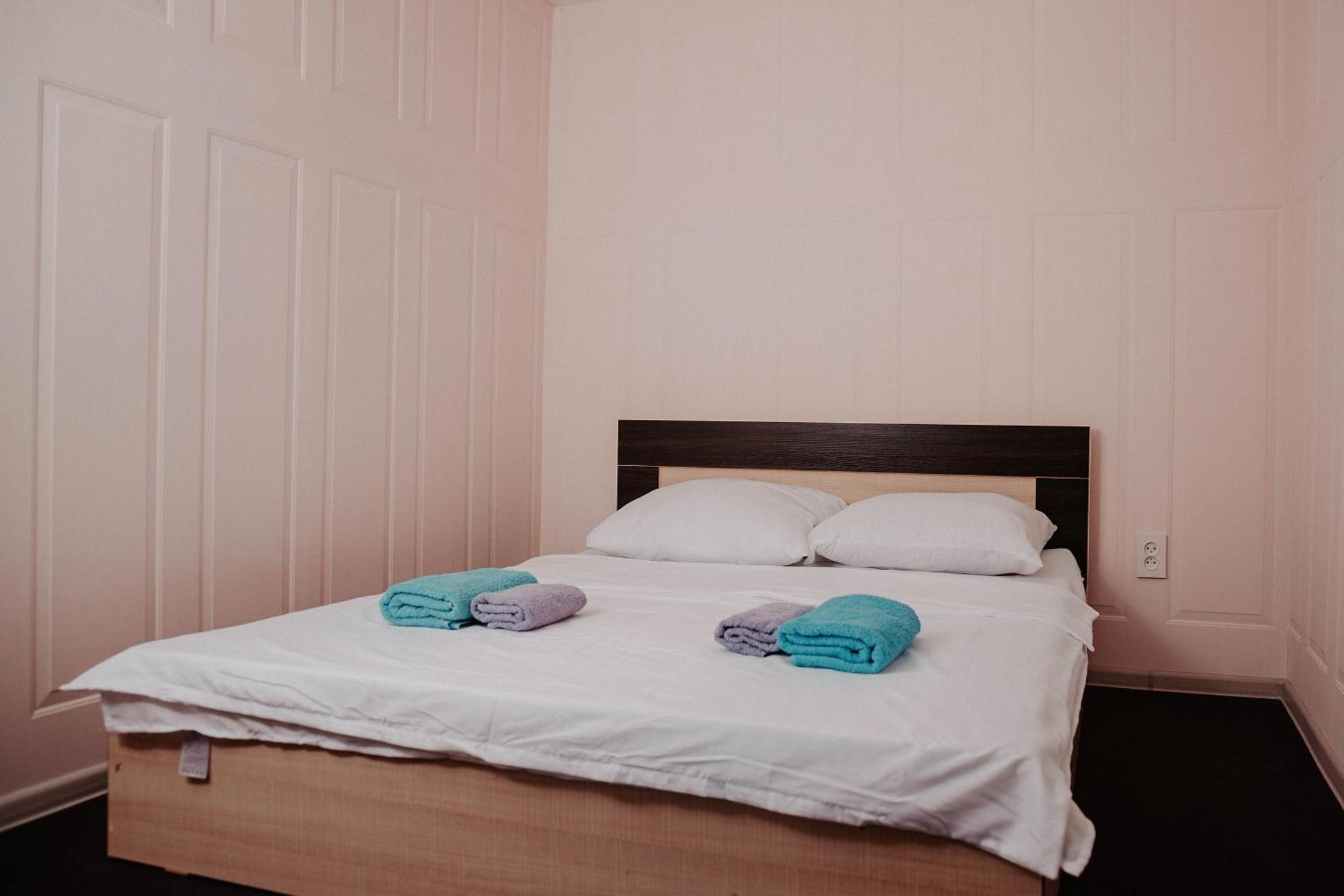 Malibu Guest House Kapchagay Ngoại thất bức ảnh